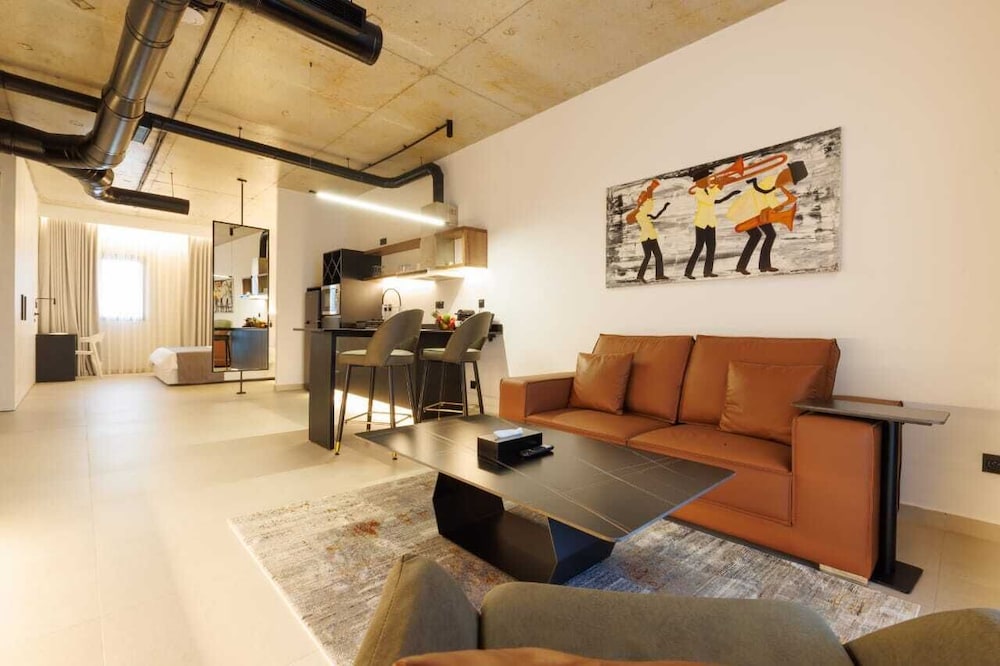Junior Suite, Balcony, City View