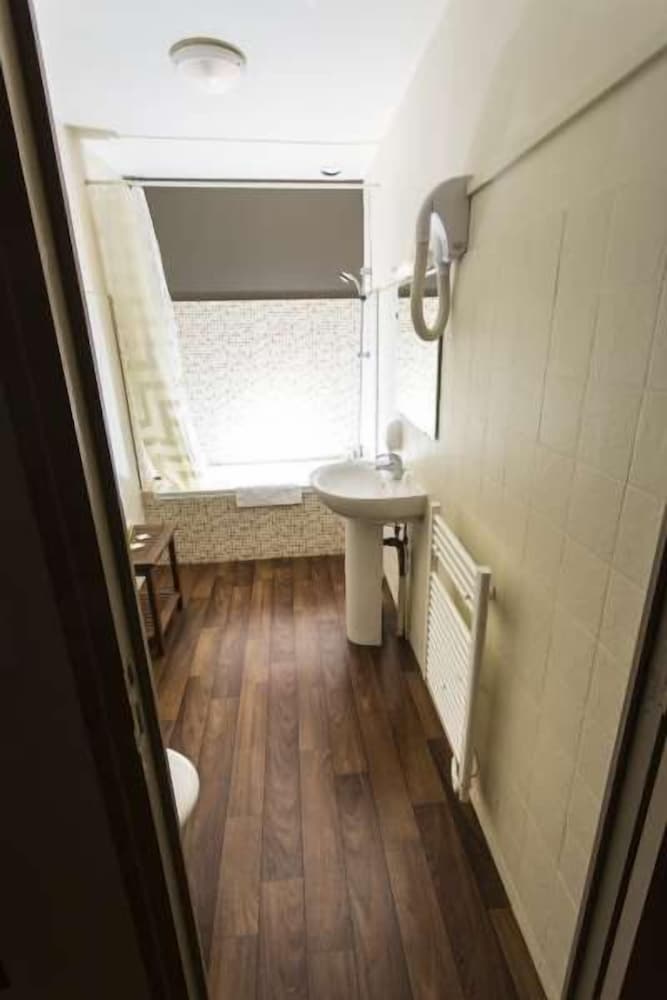 Superior Double Room - Photo 8