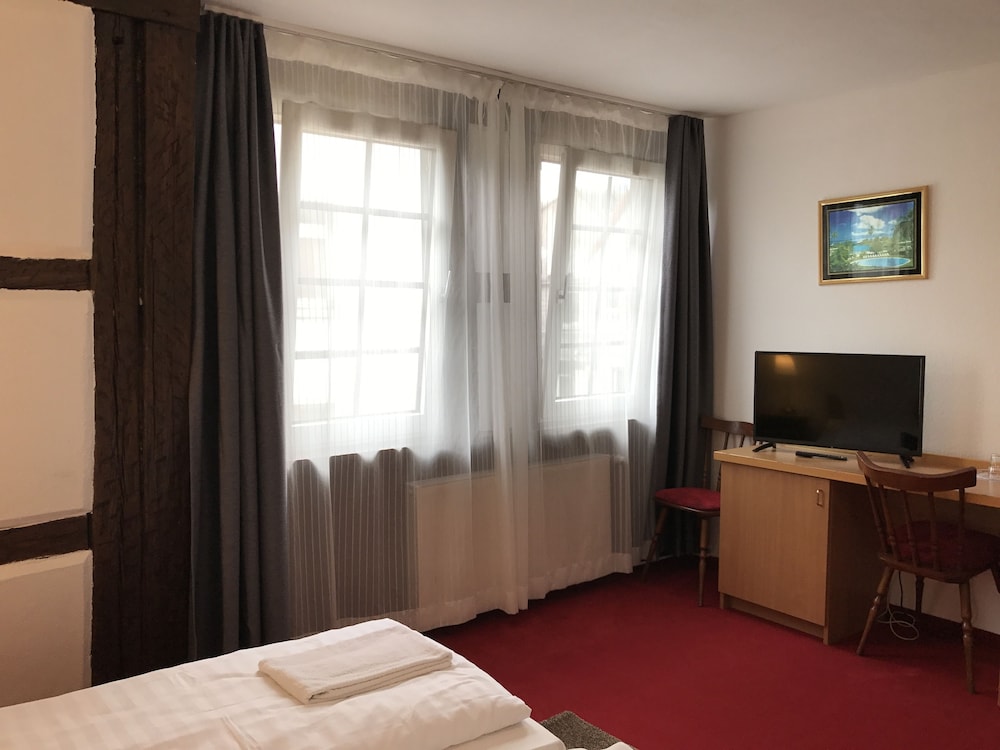 Double Room - Photo 9