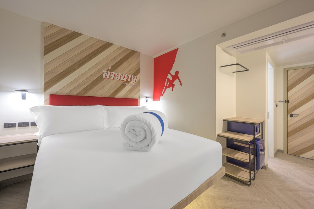 Room, 1 King Bed (COSI) - Photo 2