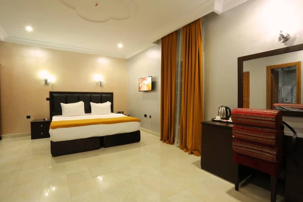 Suite photo 1