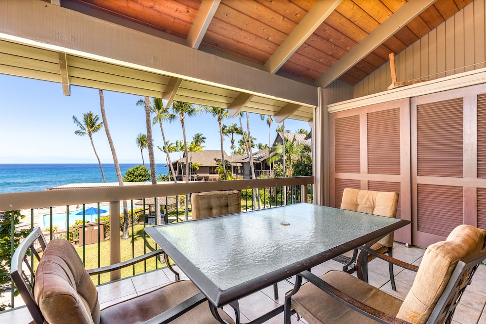 Condo, 2 Bedrooms, Ocean View (Loft) photo 1
