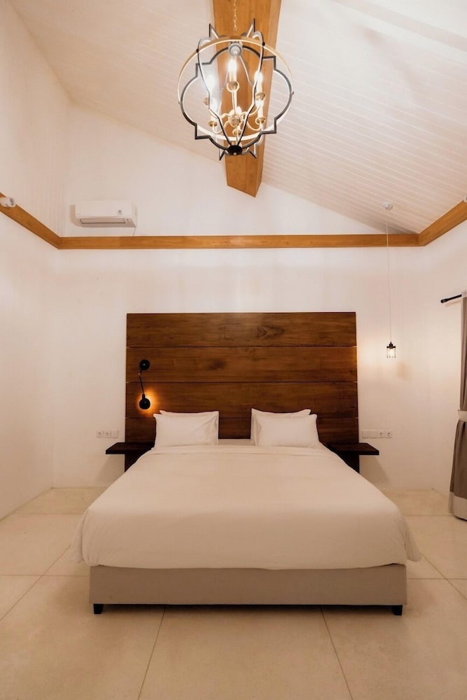 Luxury Villa photo 2