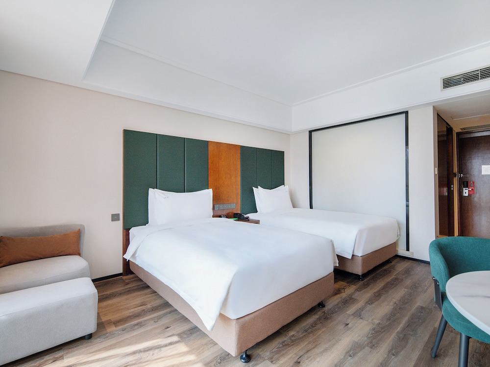 Standard Room, 2 Twin Beds photo 3