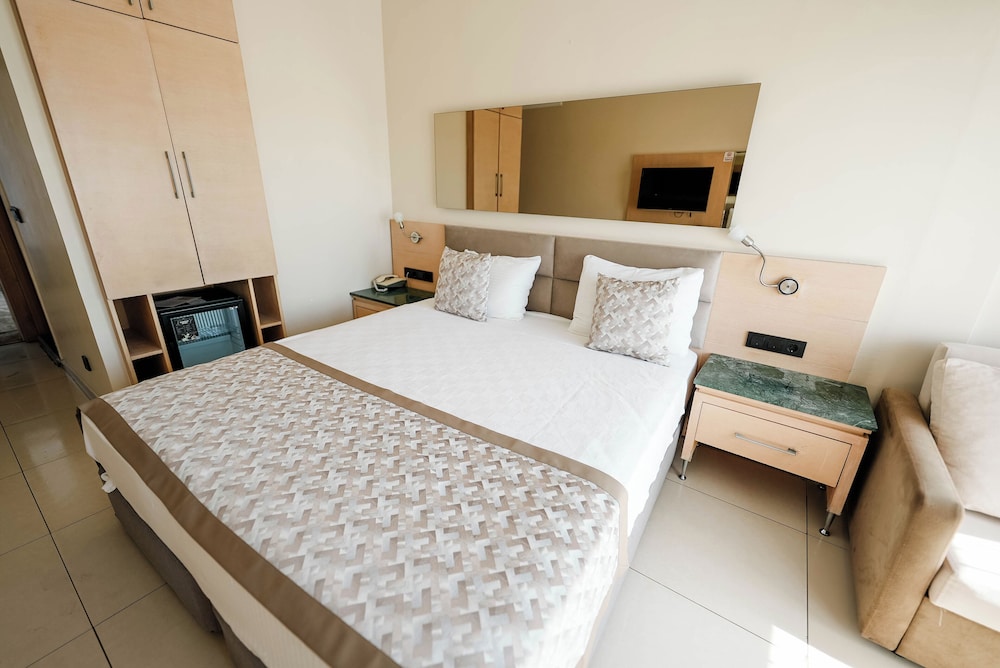 Single Room photo 3