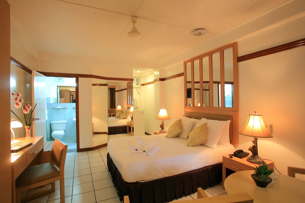 Superior Deluxe Room Hibiscus Wing photo 2
