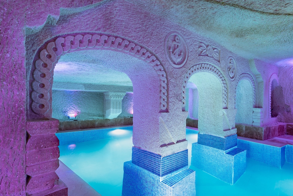 Honeymoon Room (Alesta) - Photo 17