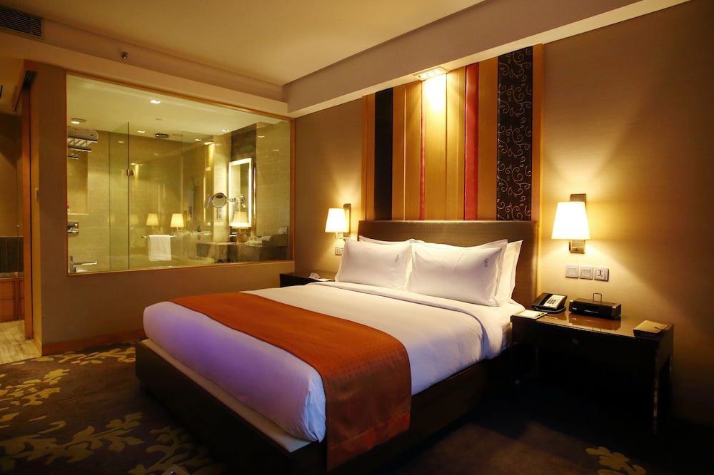 Club Room, 1 King Bed (High Floor, Club Floor)