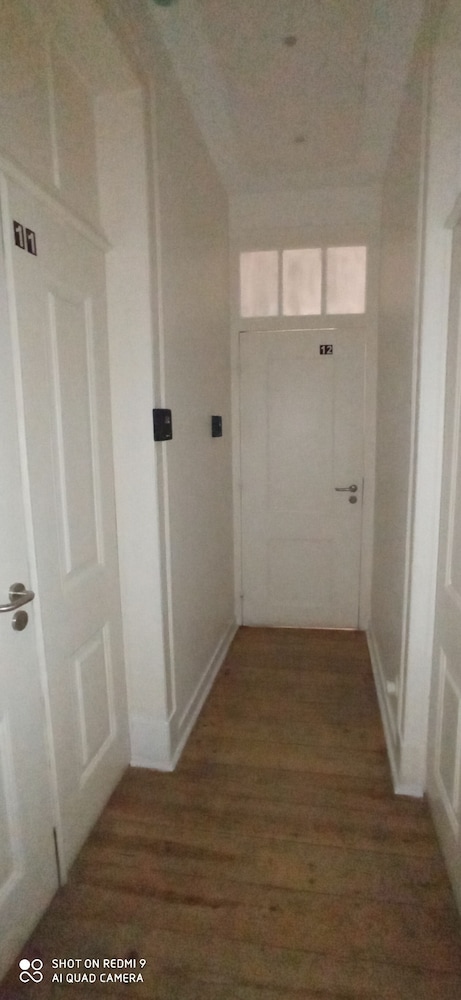 Economy Triple Room (Outside Private Bathroom) photo 2