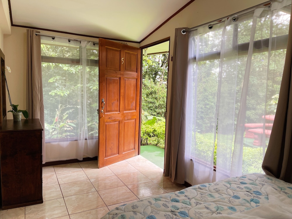 Superior Quadruple Room photo 2