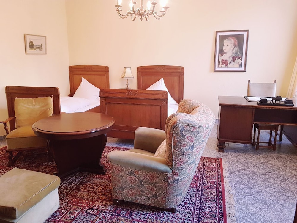Basic Double or Twin Room