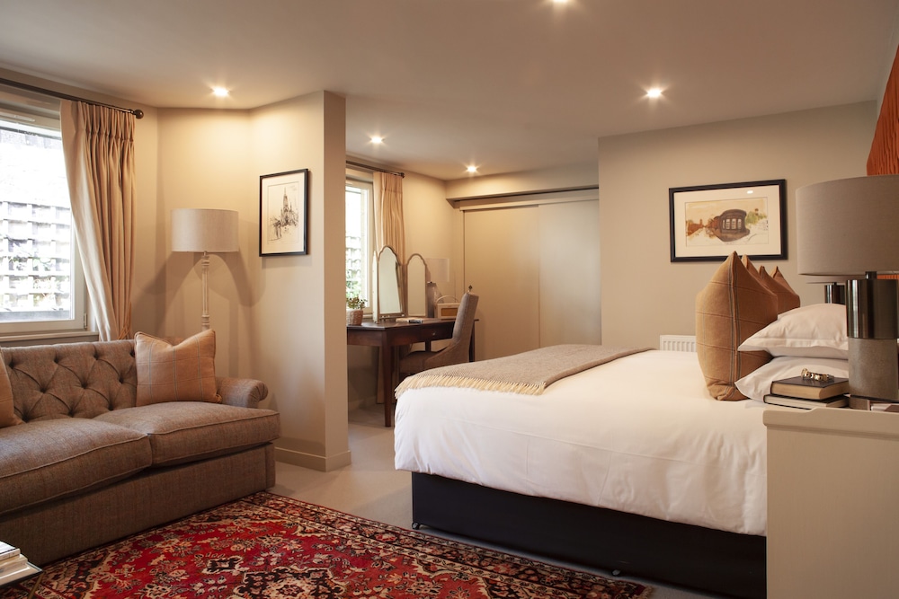 The House Executive Room (located at 5 Hampton Terrace) thumbnail 5