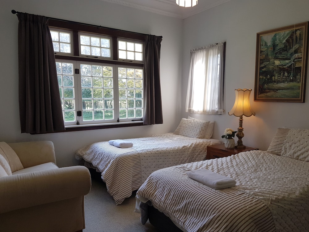 Homestead Twin Room D, 2 Single Beds photo 1