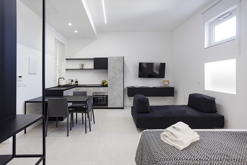 Executive Studio Suite photo 2