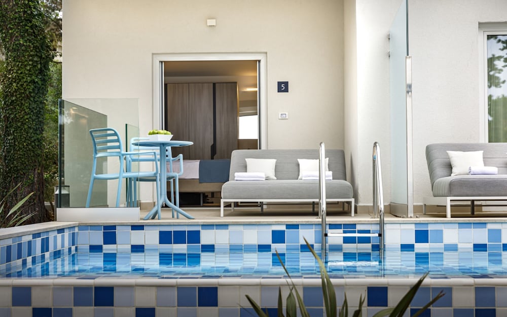 Swim up Room for 2 Seaview - Villas - Photo 5