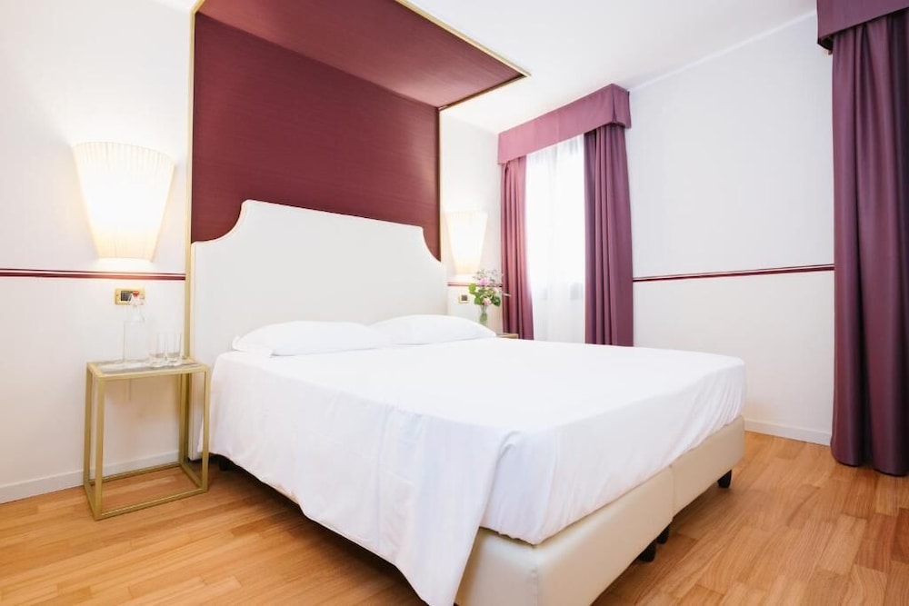 Classic Double Room photo 1