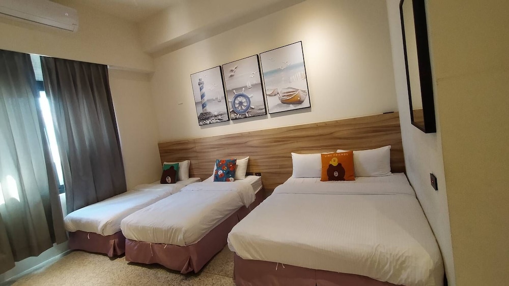 Comfort Quadruple Room