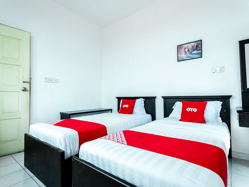 Deluxe Twin Room photo 2