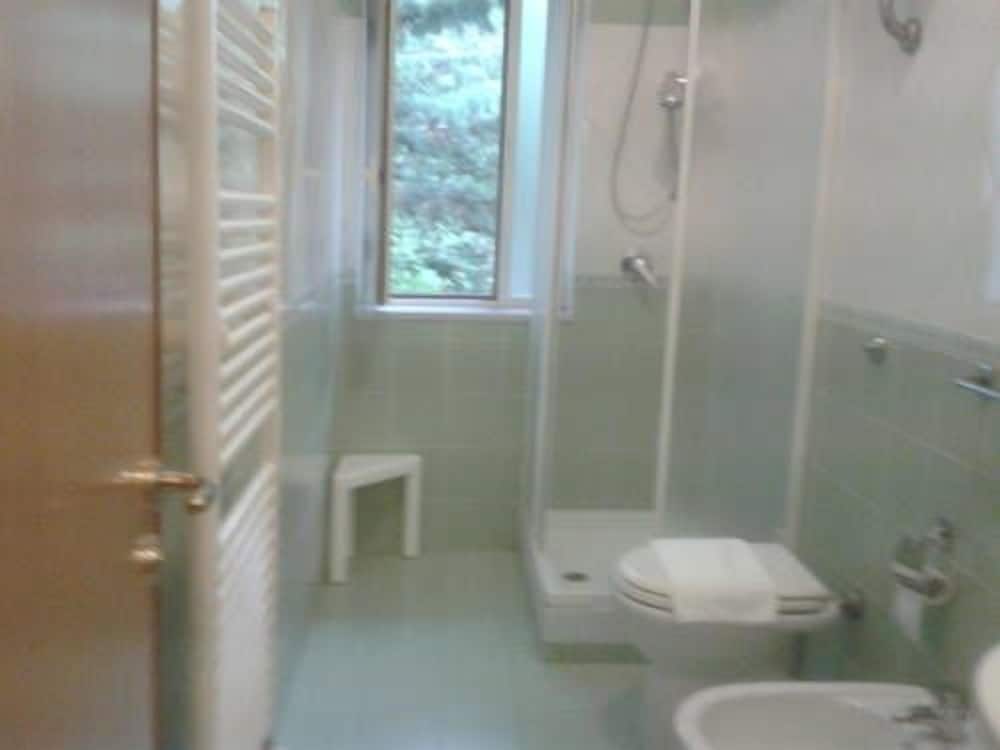 Quadruple Room photo 3