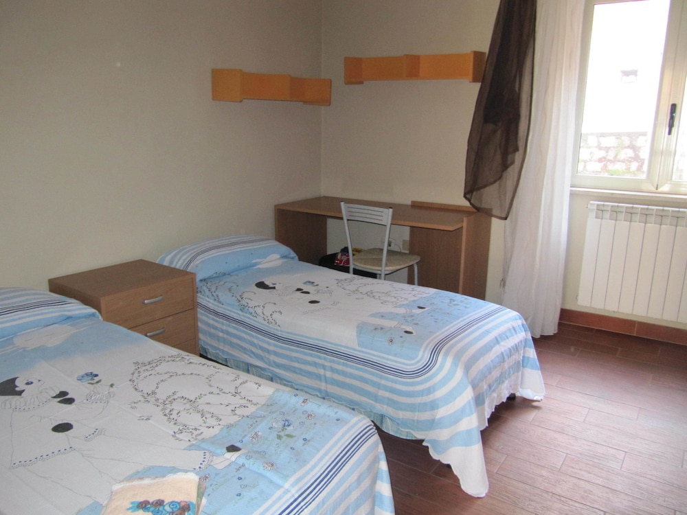 Triple Room, Private Bathroom (External) photo 1