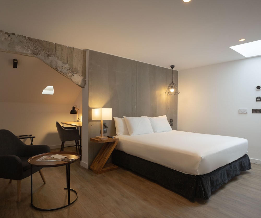 TAYKO ATTIC SUITE photo 3
