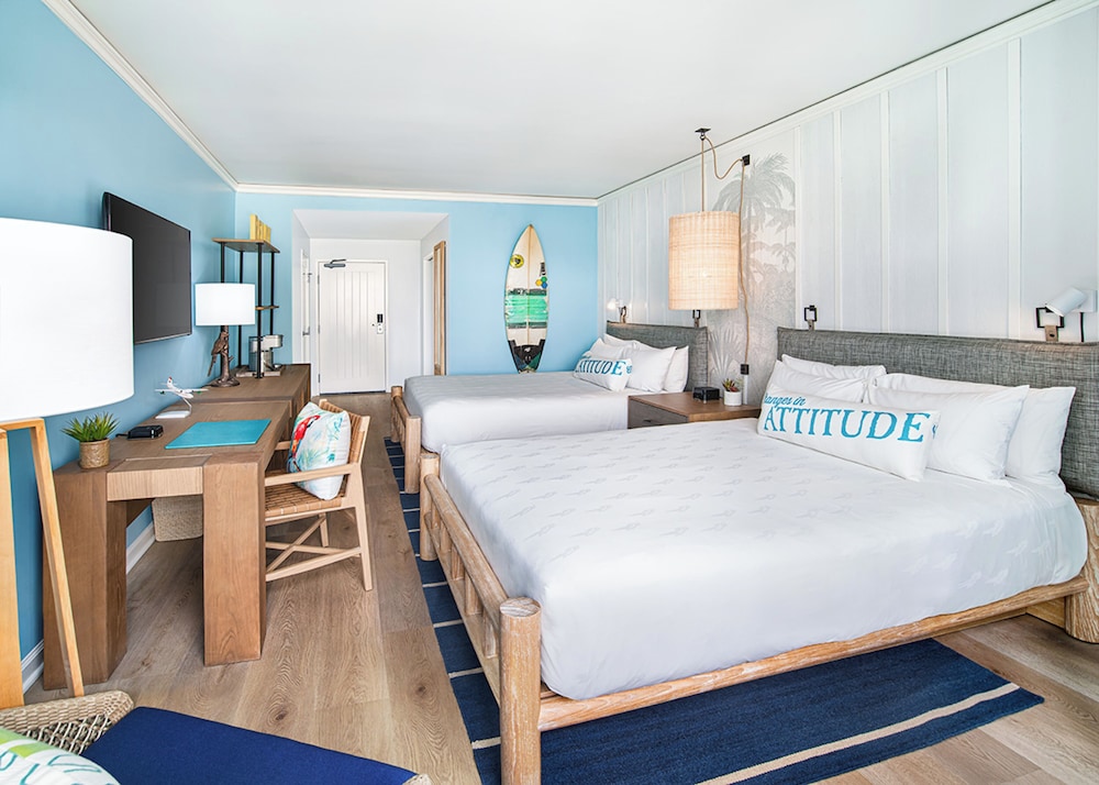 Standard Room, 2 Queen Beds, Accessible - Photo 2