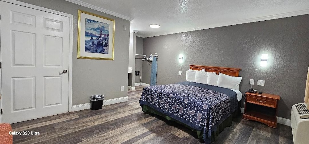 Basic Room photo 1