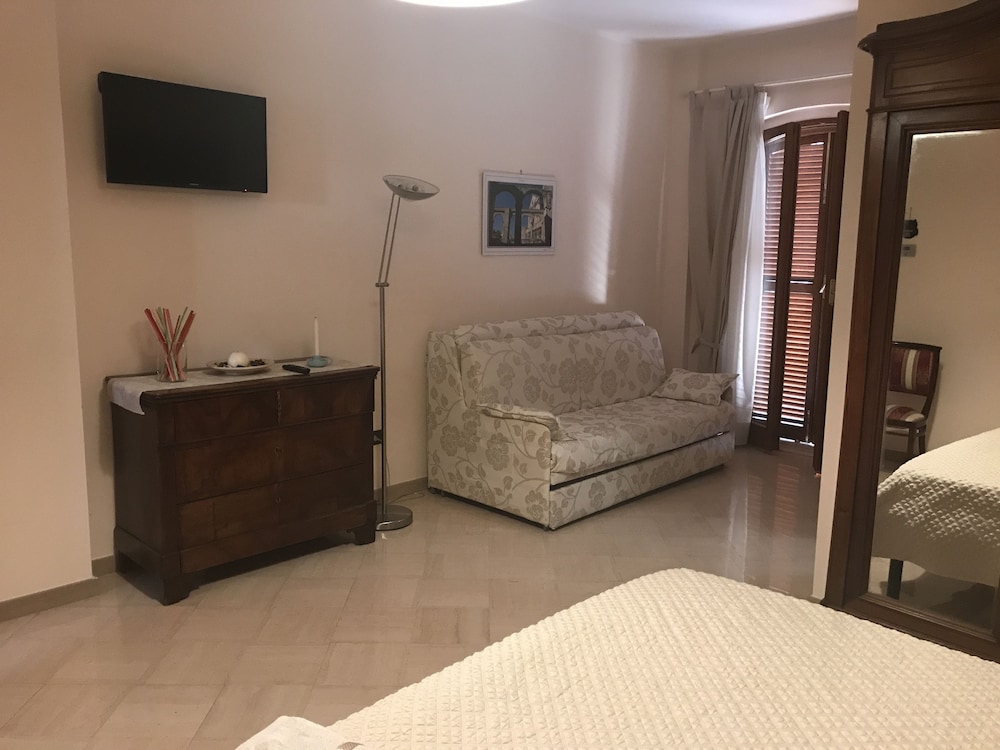 Quadruple Room photo 2