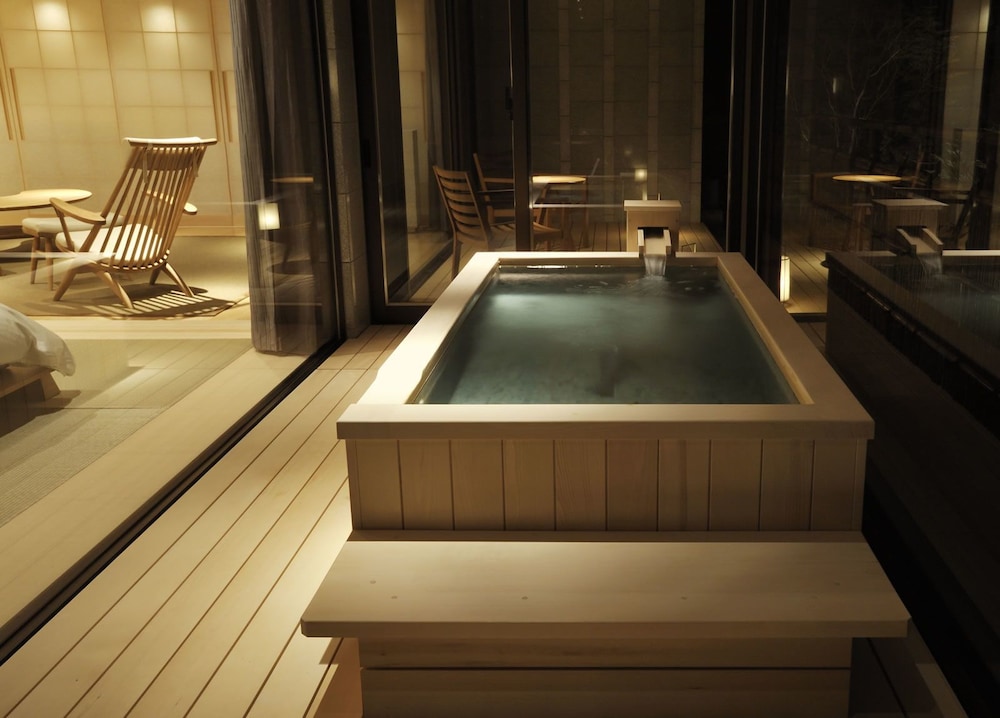 Japanese Grand Suite - Private Open Air Bath photo 3
