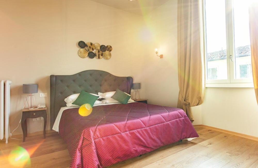 Deluxe Double or Twin Room photo 2