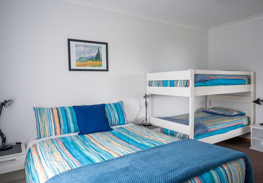 Family House, 3 Bedrooms, 2 Bathrooms, Bay View (Jireh House) photo 2