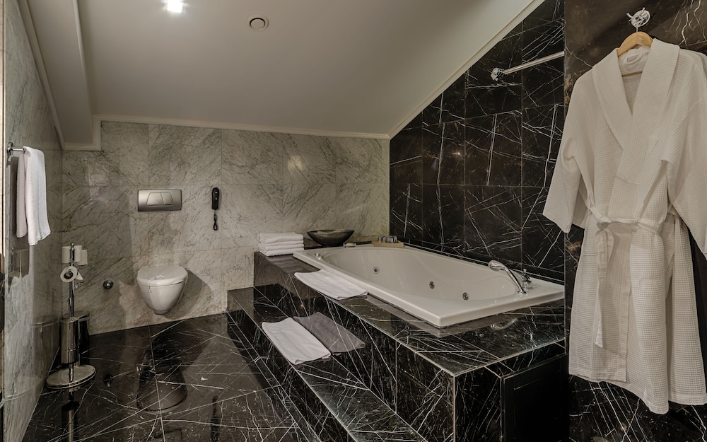 Presidential Suite photo 2