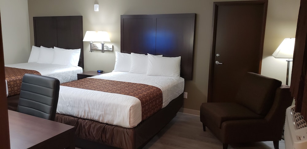 Standard Room, 1 King Bed, Non Smoking photo 3