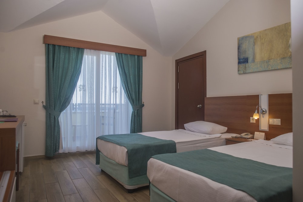 Standard Room photo 3
