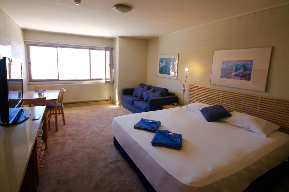 Studio Suite (Sleeps 2) photo 2