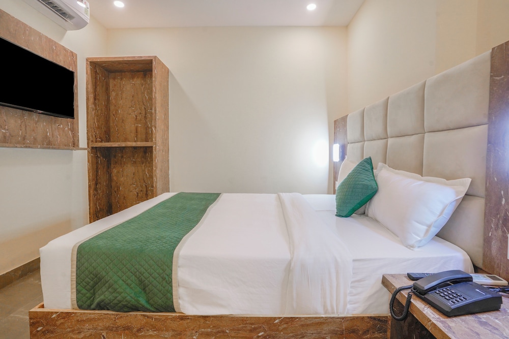 Double Room, City View