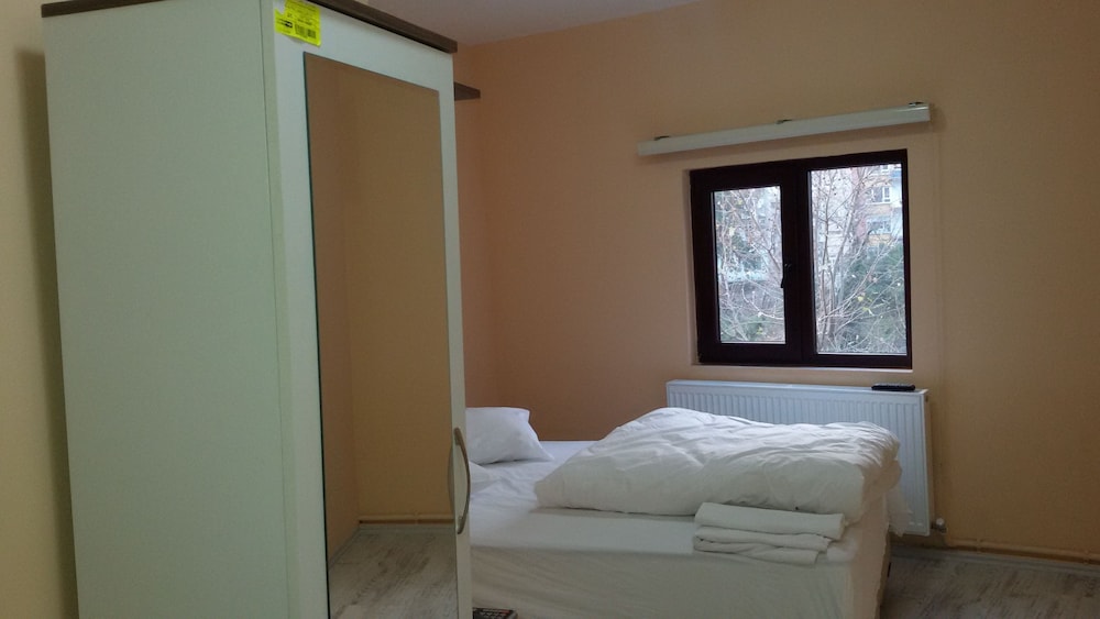 Standard Single Room photo 2