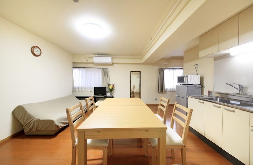 Family Room (W/ Washing Machine) photo 2