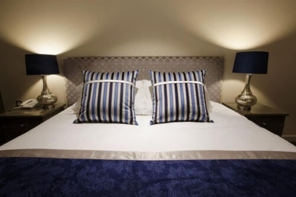 Standard Double or Twin Room photo 3