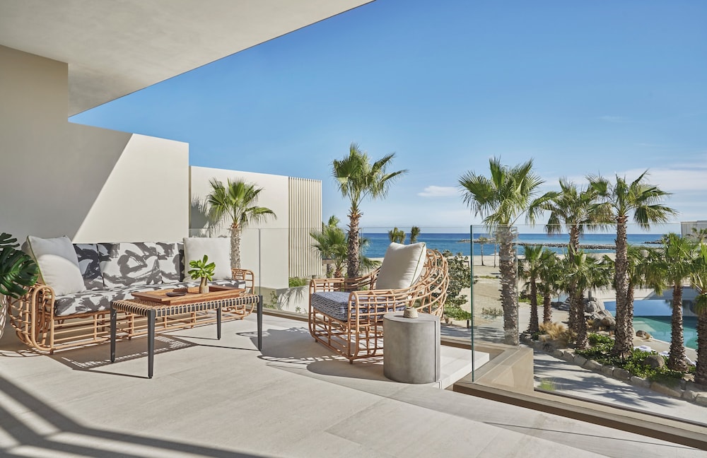 Executive Suite, Ocean View - Photo 7