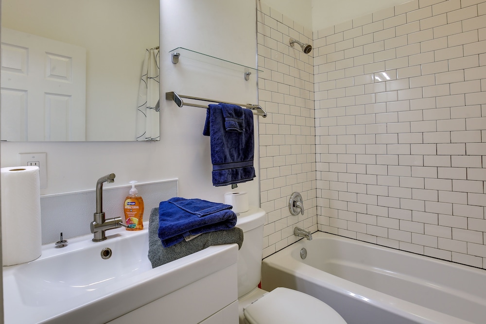 House (2 Bedrooms) photo 2