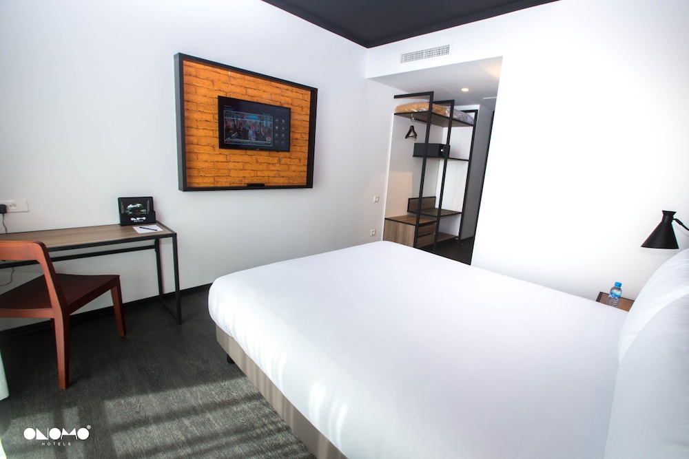 Twin Room with Garden View photo 3