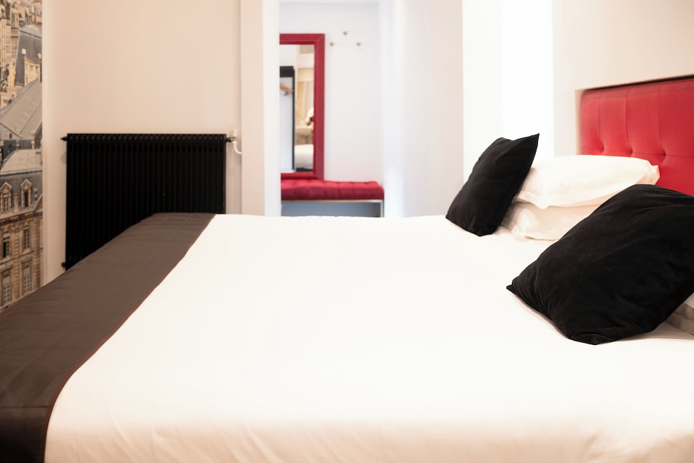 Club Double or Twin Room photo 3