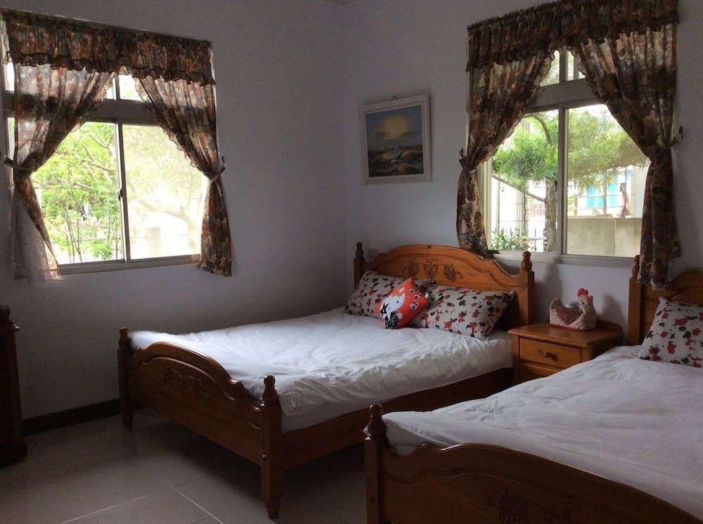 Comfort Quadruple Room, 2 Double Beds photo 3
