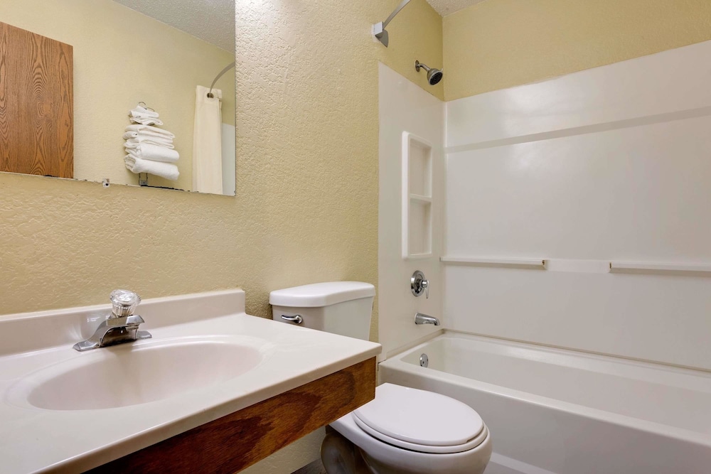 Double Room, 2 Double Beds - Photo 4