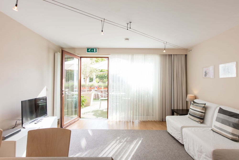 Superior Apartment, 1 Bedroom, Garden Area