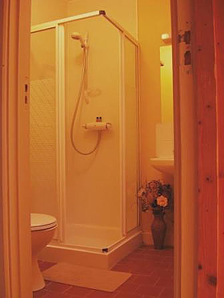 Double Room, Ensuite photo 2