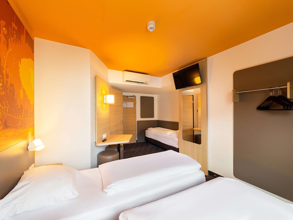 Triple Room - Photo 2