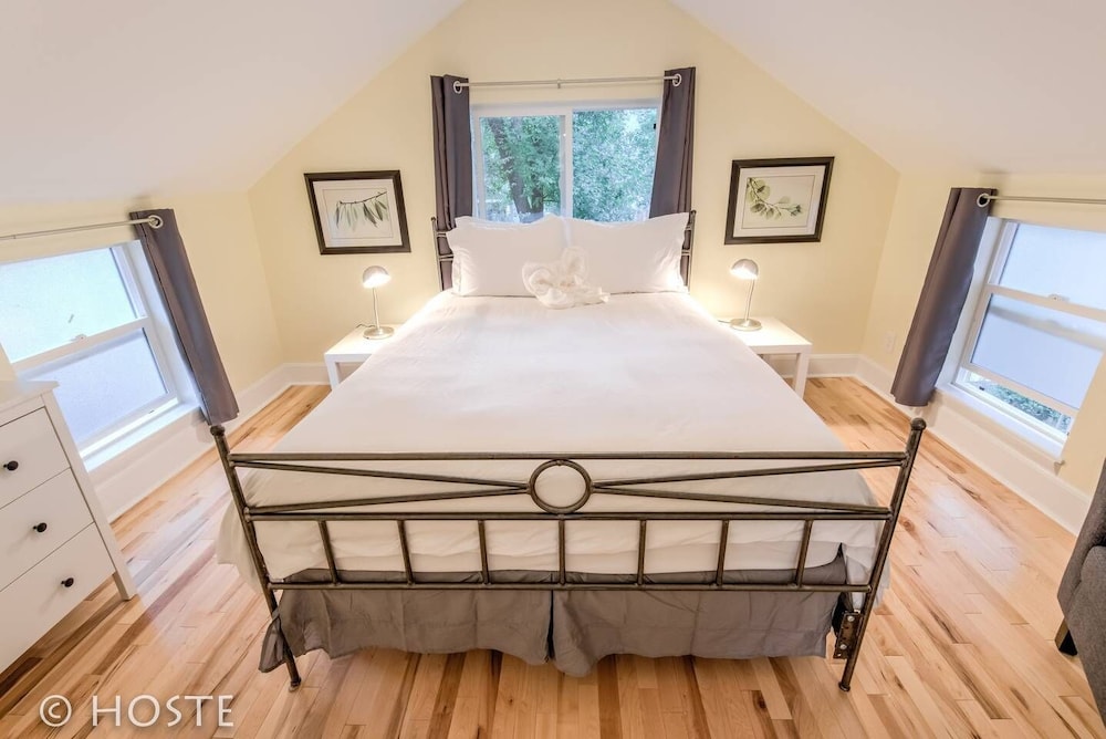 House (1 Bedroom)
