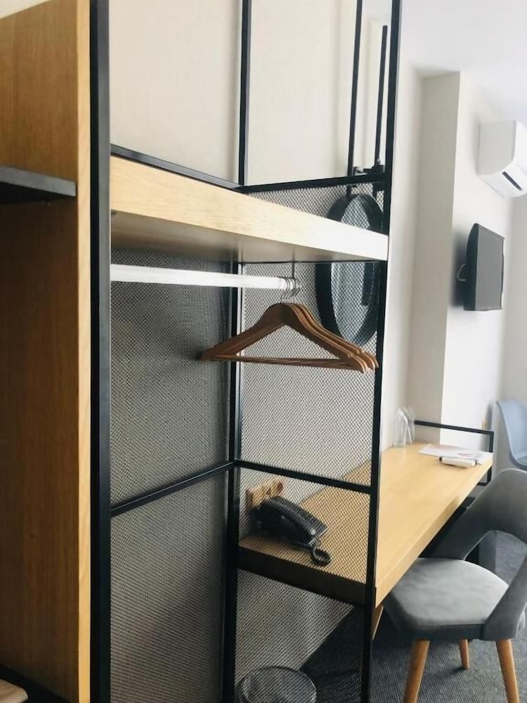 Deluxe Triple Room - Photo 2